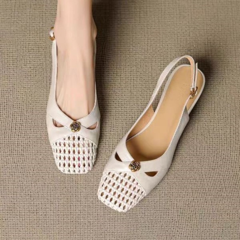 Women Shoes Sandals - Sandales à bout fermé de style