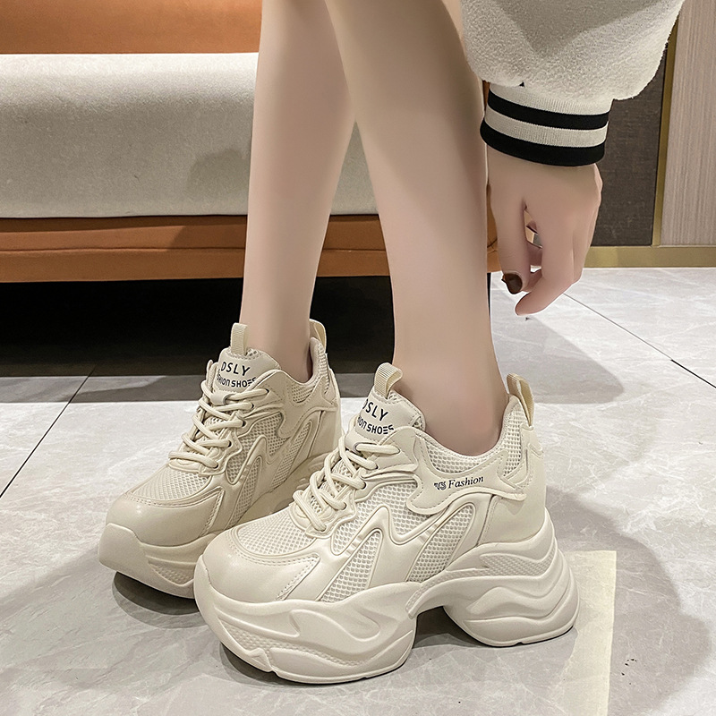 Baskets rehaussantes pour femm - Mesh Sneaker Women avis et prix