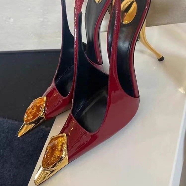 Escarpins en cuir verni à bout - Platform Mule Heel avis et prix