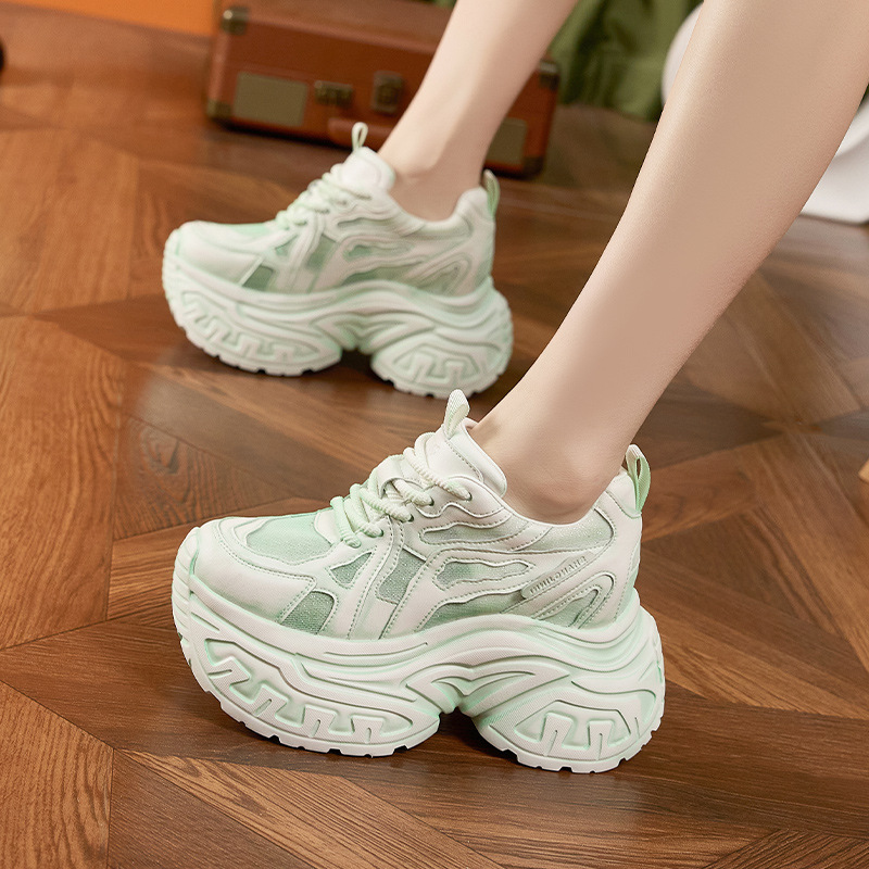 Baskets compensées tendance po - Mesh Sneaker Women avis et prix